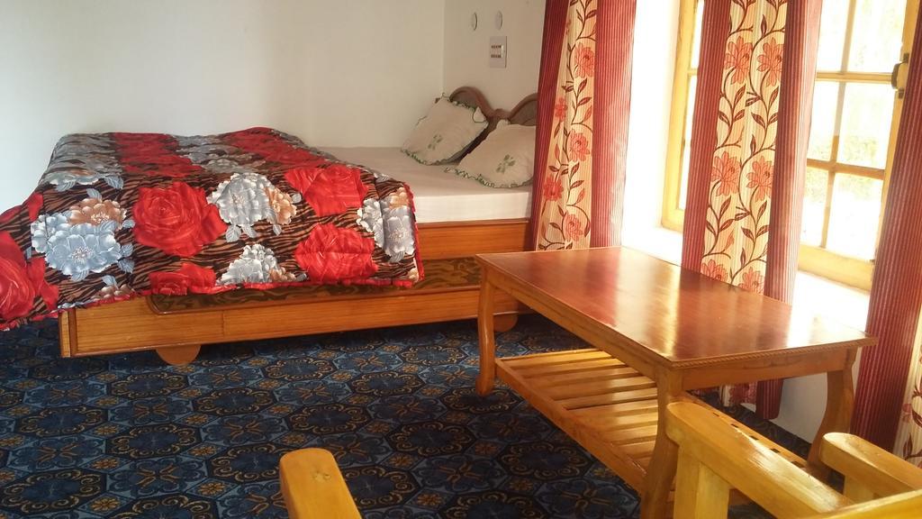 Ldumra Oasis Hotel Hundar ภายนอก รูปภาพ