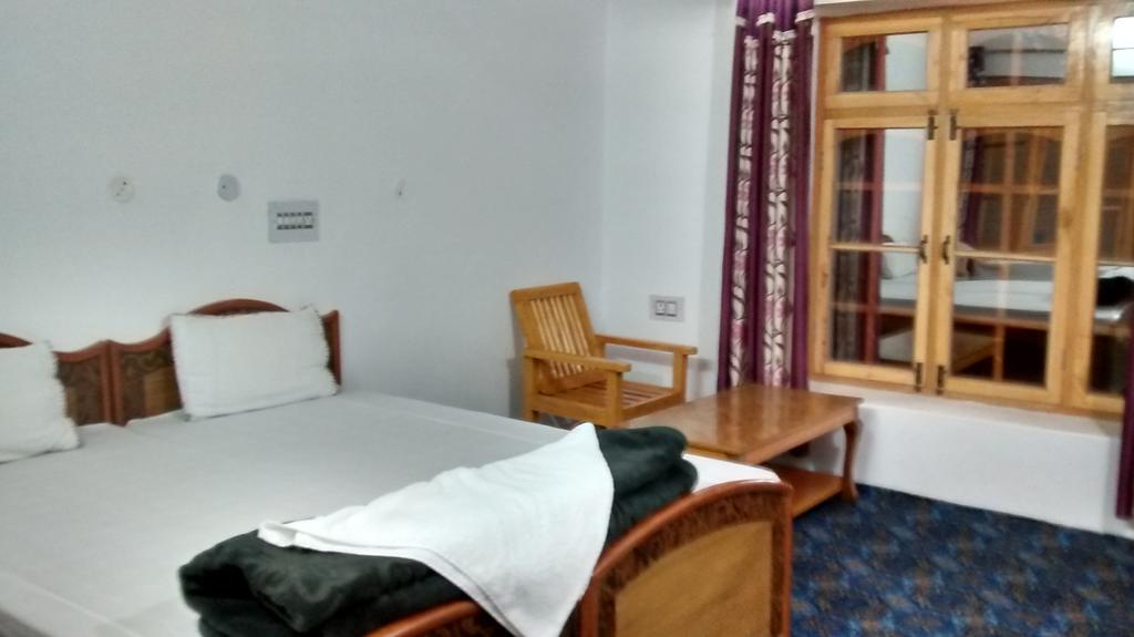 Ldumra Oasis Hotel Hundar ภายนอก รูปภาพ